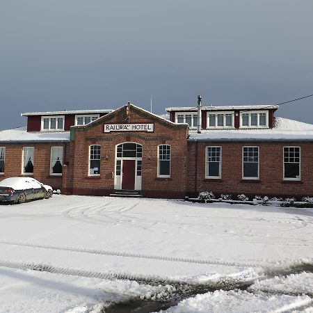 Mossburn Railway Hotel Esterno foto