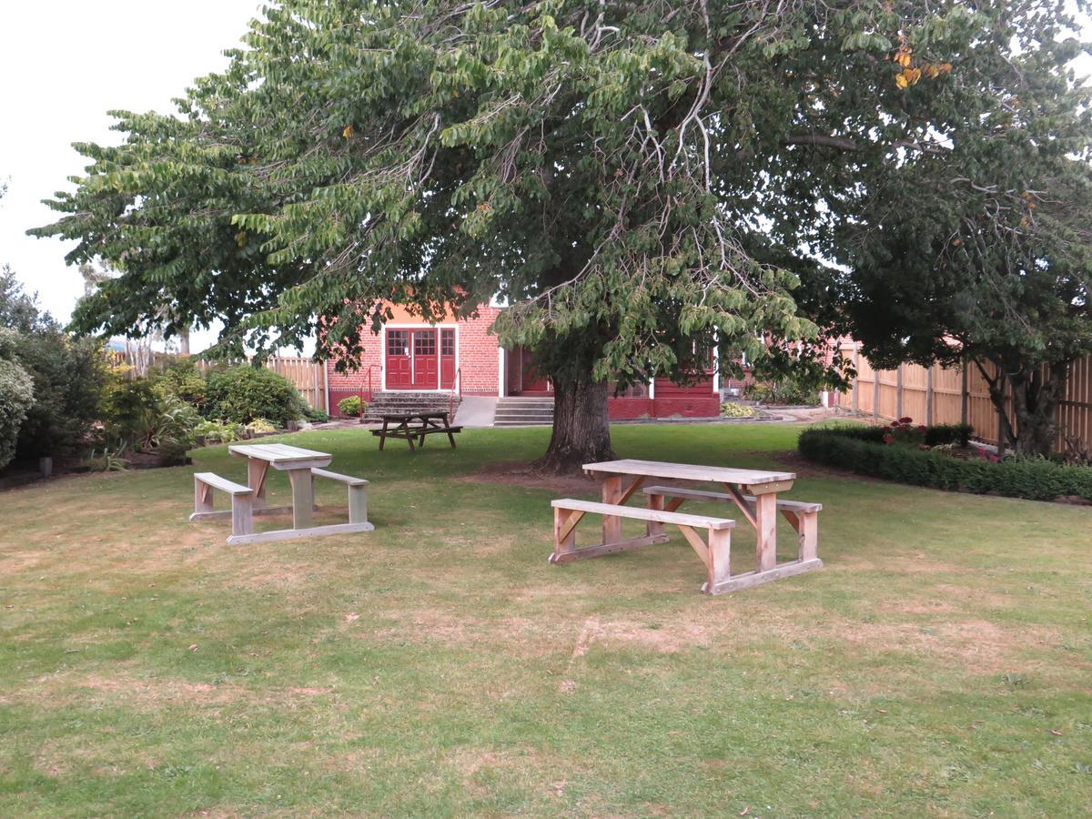 Mossburn Railway Hotel Esterno foto